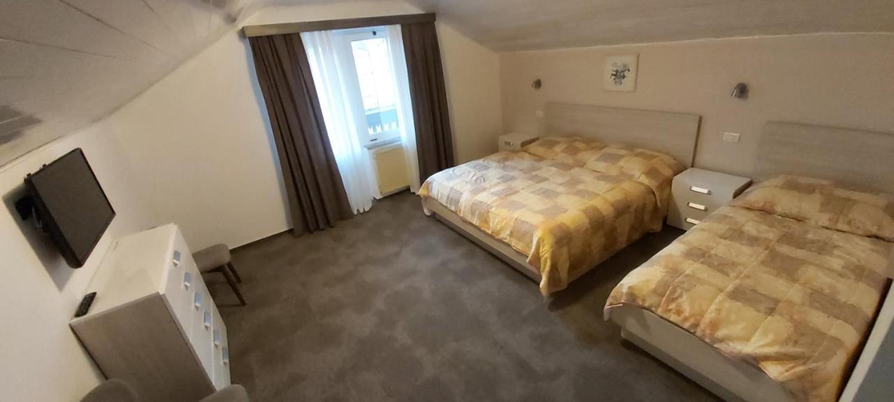 Sobe Rooms Zimmer Jazbec Idrsko Exterior foto